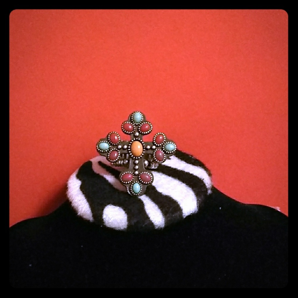 FASHION RING - Picture 1 of 3
